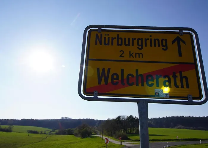 Nuerburgring Aparts דירה *