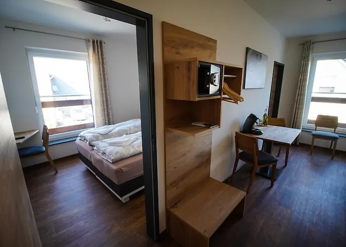 Nuerburgring Aparts דירה *